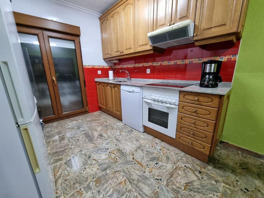 126B Apto Playa - 3 Habitaciones Хихон Экстерьер фото